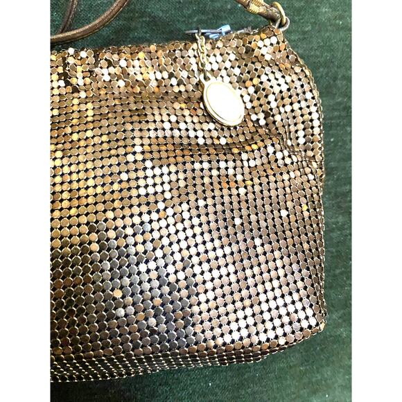 Vintage Whiting & Davis Chain Mesh Bag metallic Gold Mesh 80s glam - Picture 2 of 8